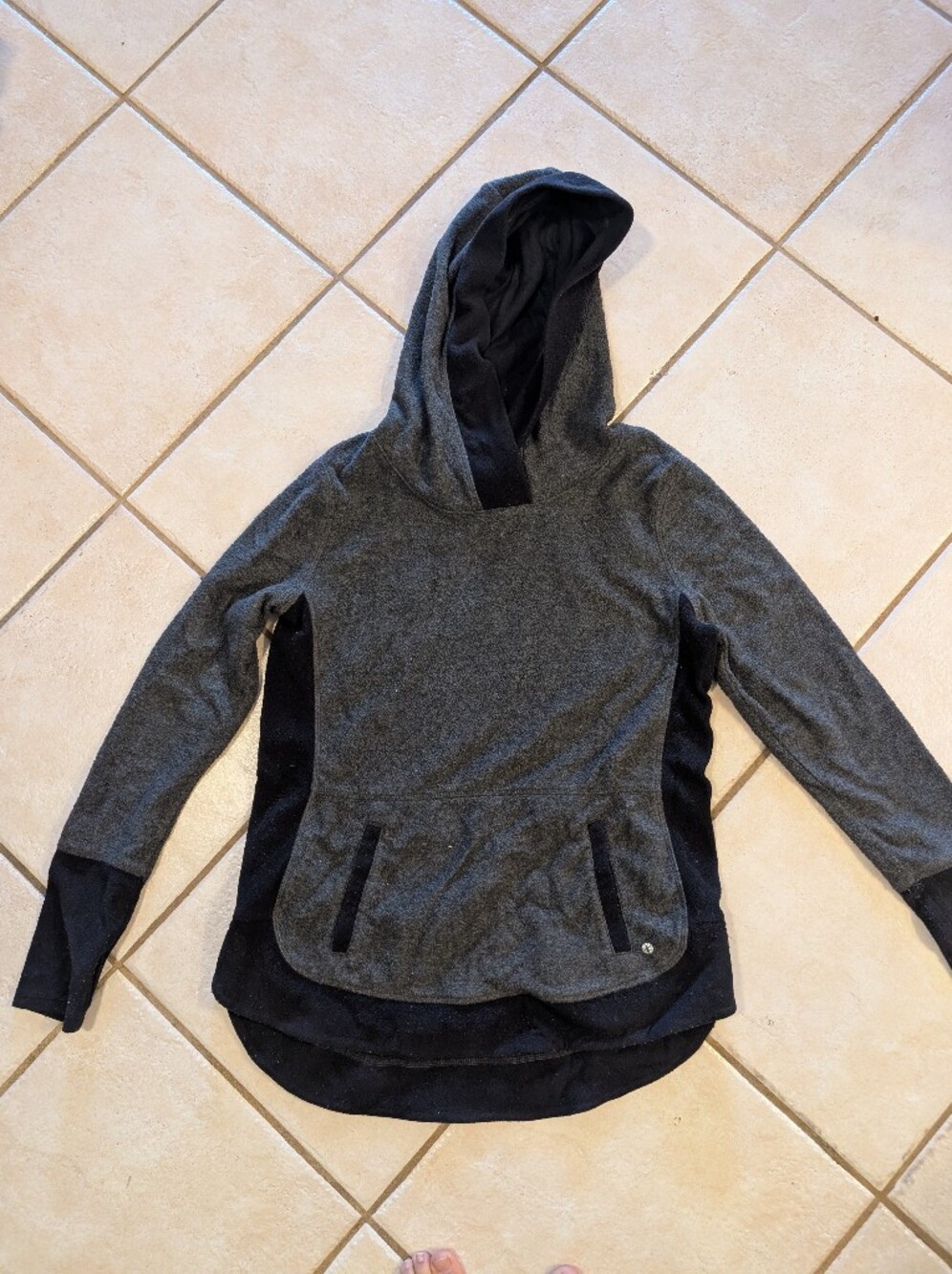 Xersion Two-Tone Gray and Black Hooded Sweater